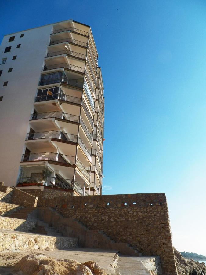 سالو Apartment With Direct Access To The Sea المظهر الخارجي الصورة